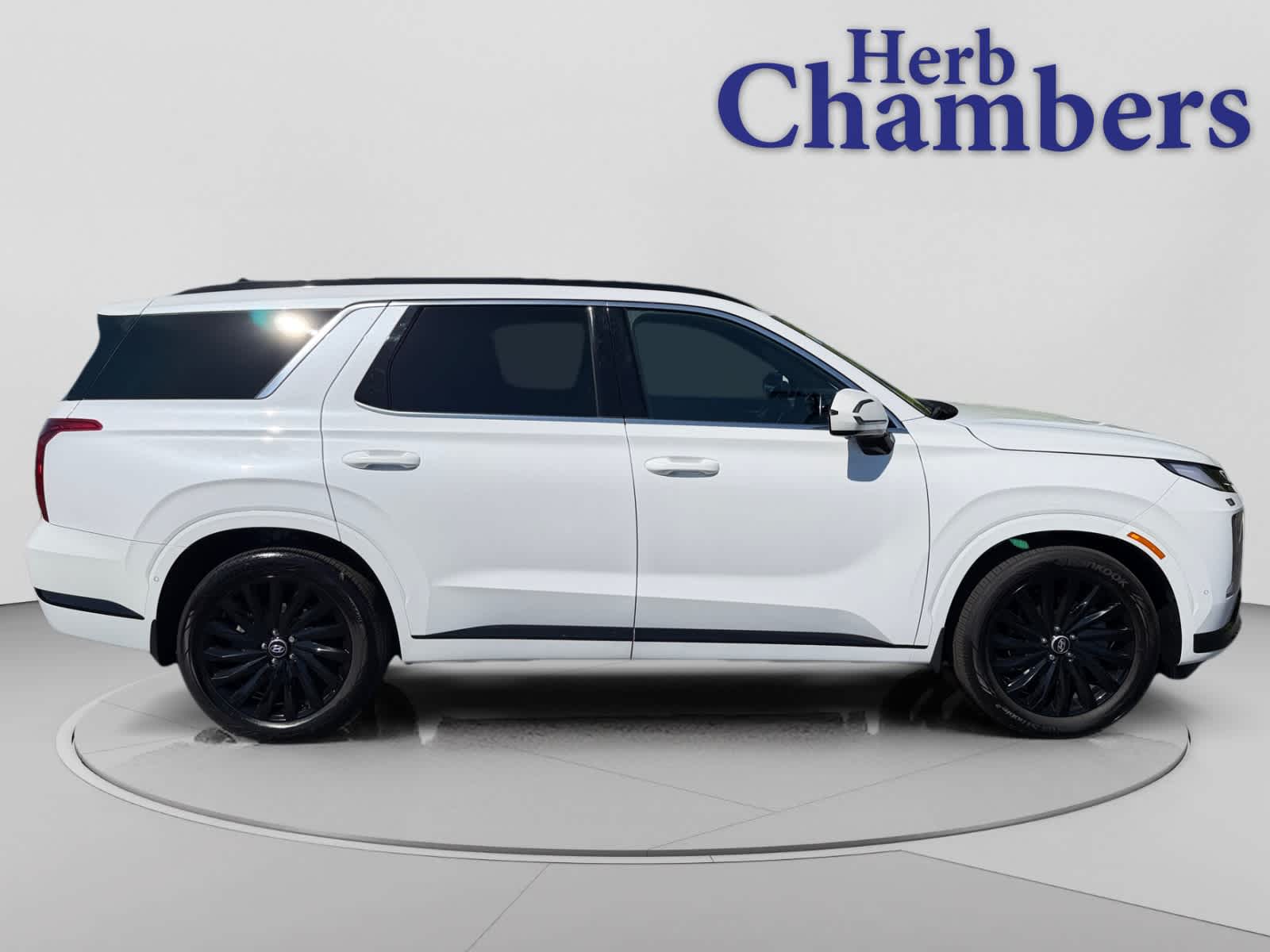 used 2025 Hyundai Palisade car, priced at $44,998