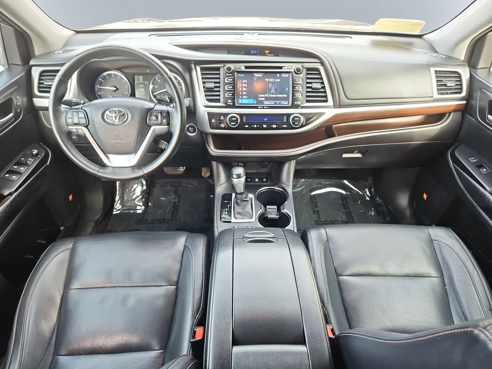 used 2015 Toyota Highlander car, priced at $16,598