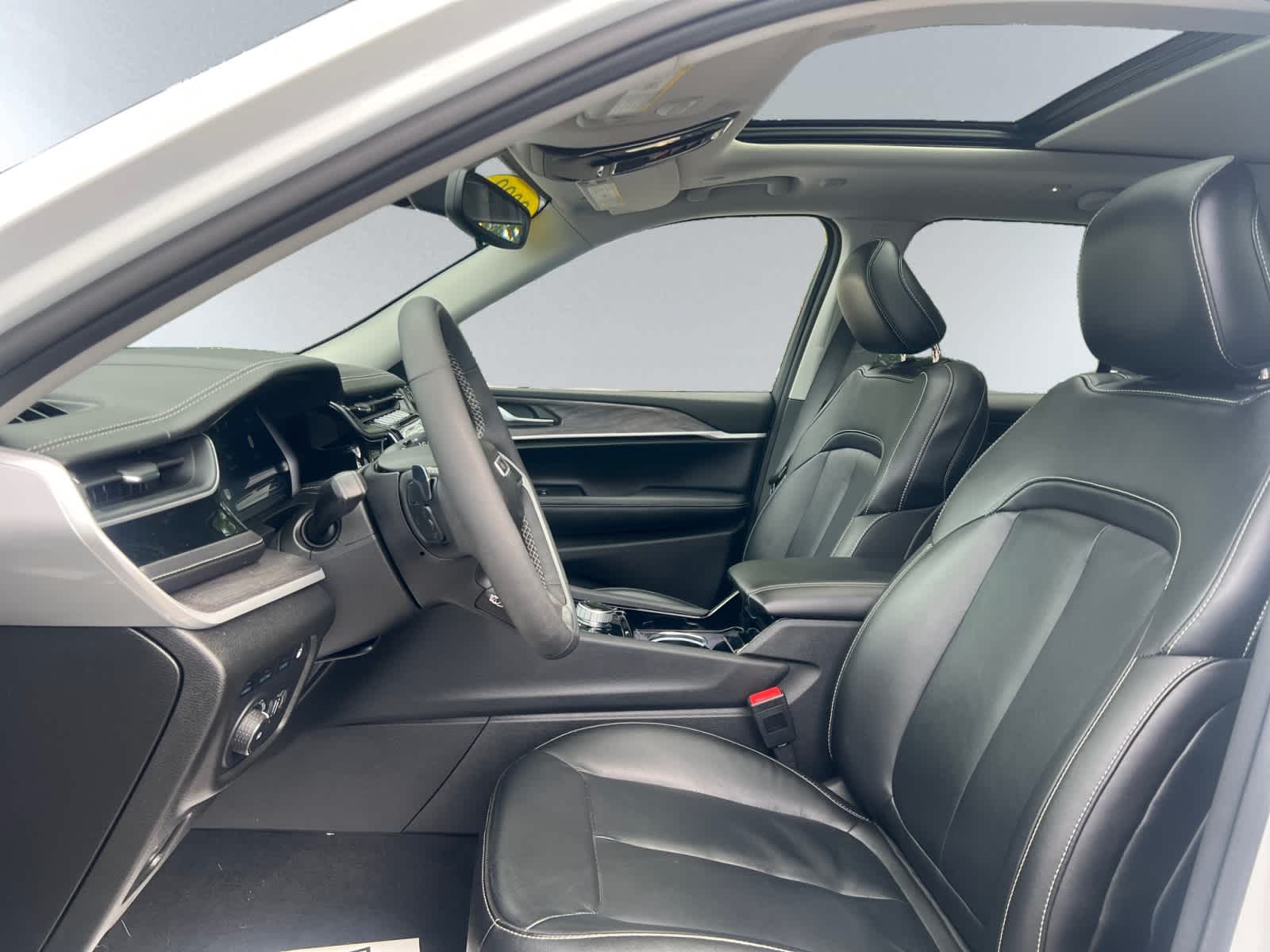 used 2022 Jeep Grand Cherokee 4xe car, priced at $26,998