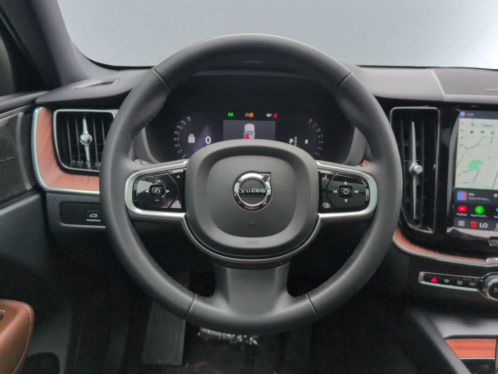 2023 Volvo XC60 Plus - Photo 17