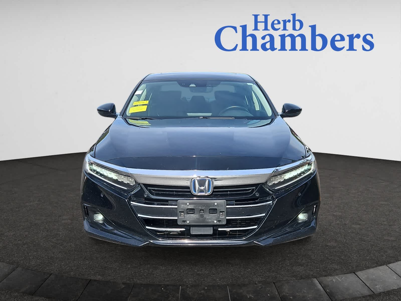 2021 Honda Accord Hybrid Touring photo 2