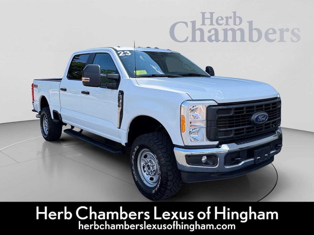 Used 2023 Ford Super Duty F-250 Pickup XL 4WD Crew Cab 8 Box Truck