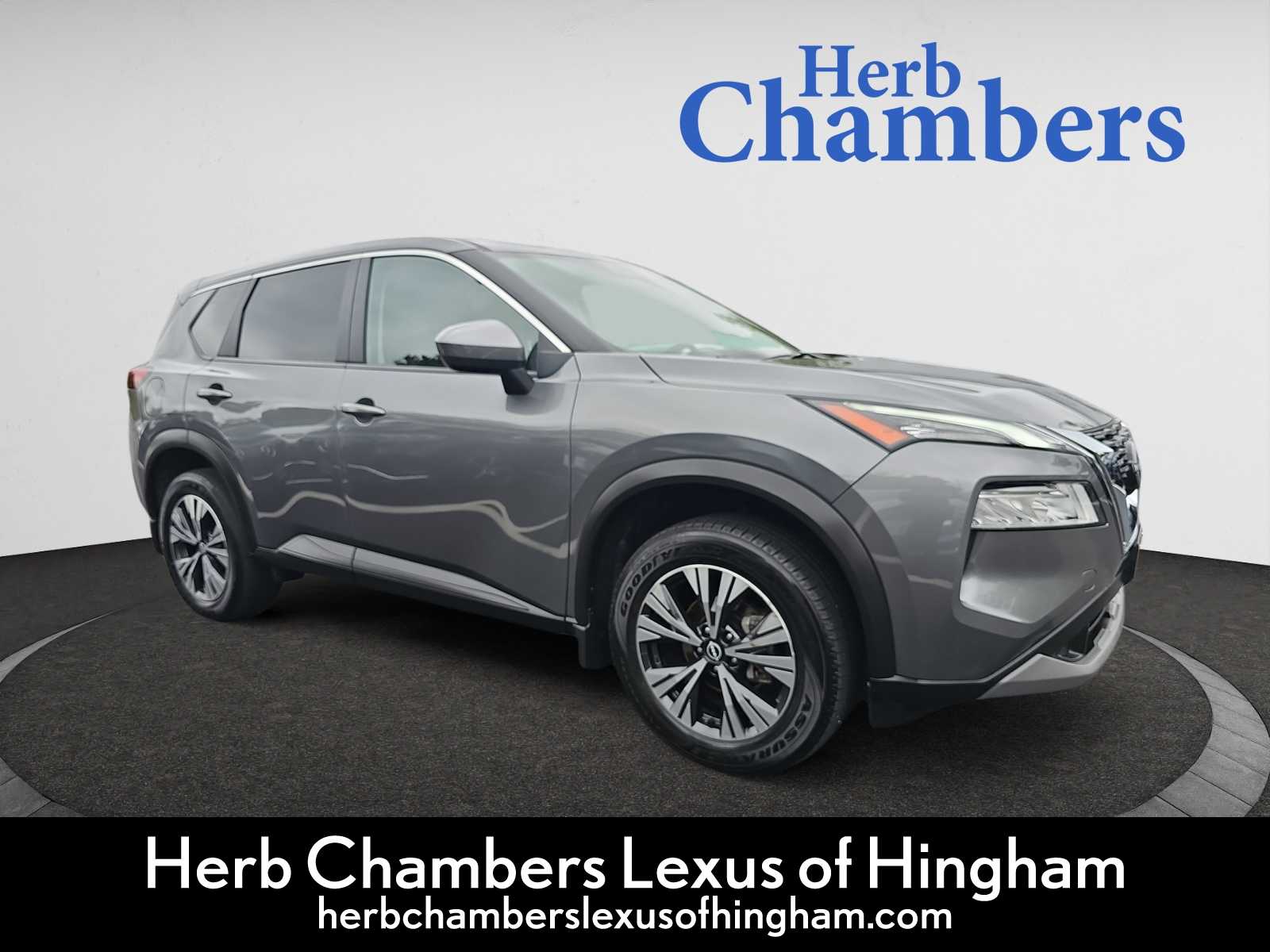 2023 Nissan Rogue SV's photo