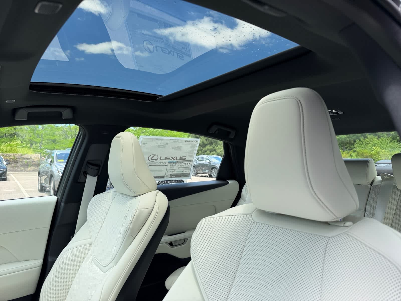 new 2026 Lexus ES 500e car