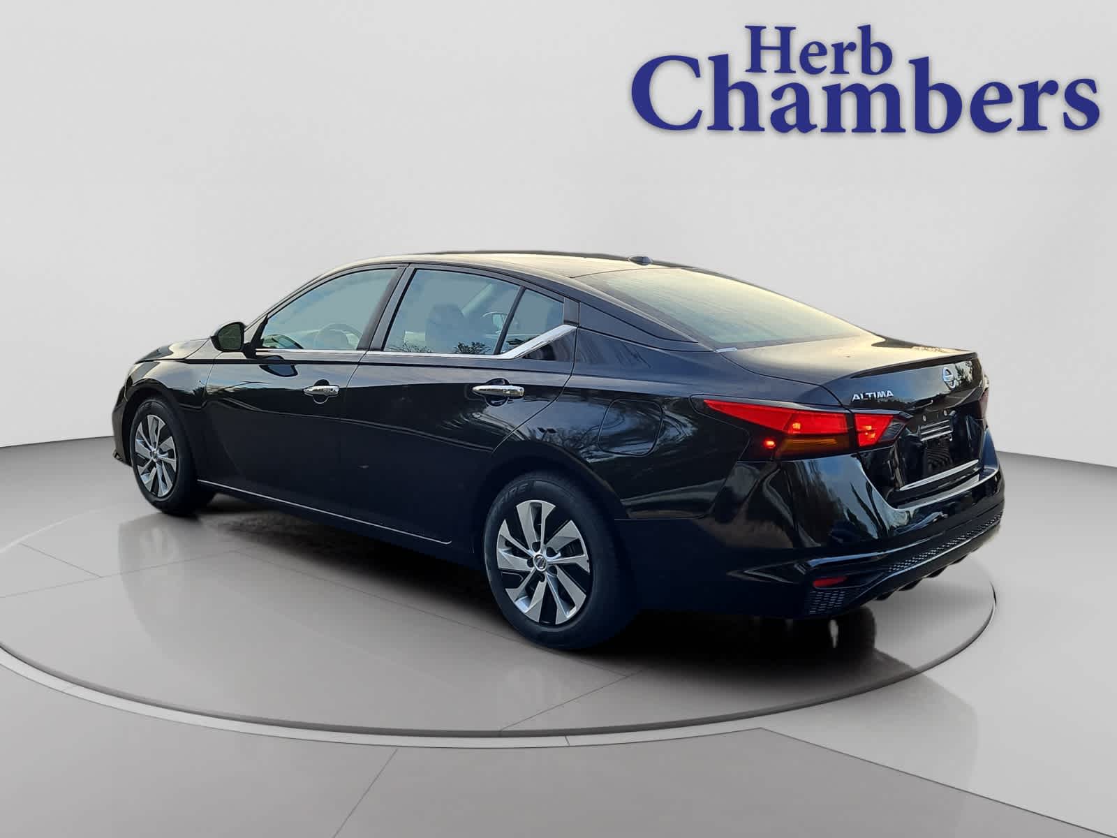 2020 Nissan Altima 2.5 S photo 3