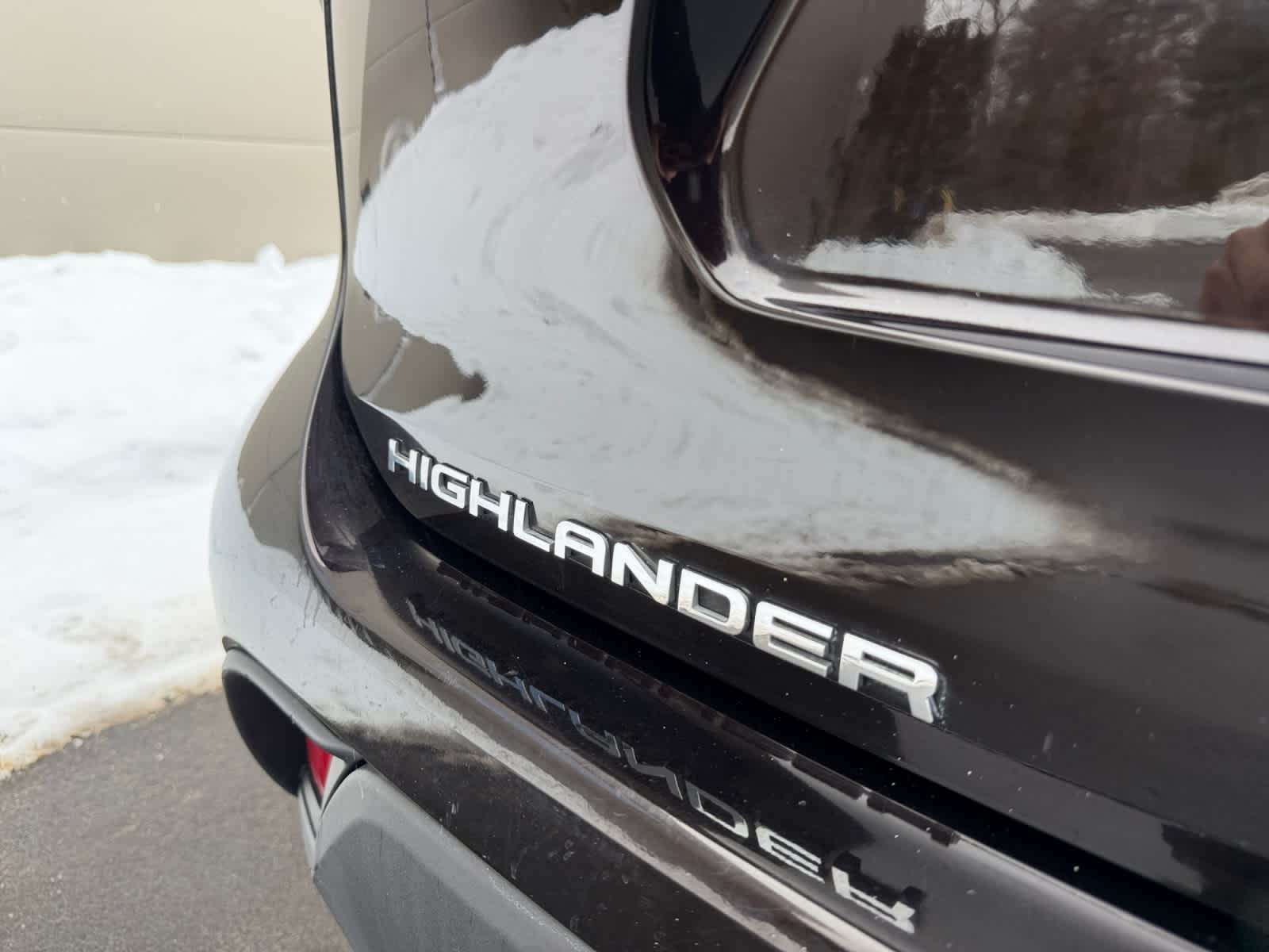 used 2020 Toyota Highlander car, priced at $28,588