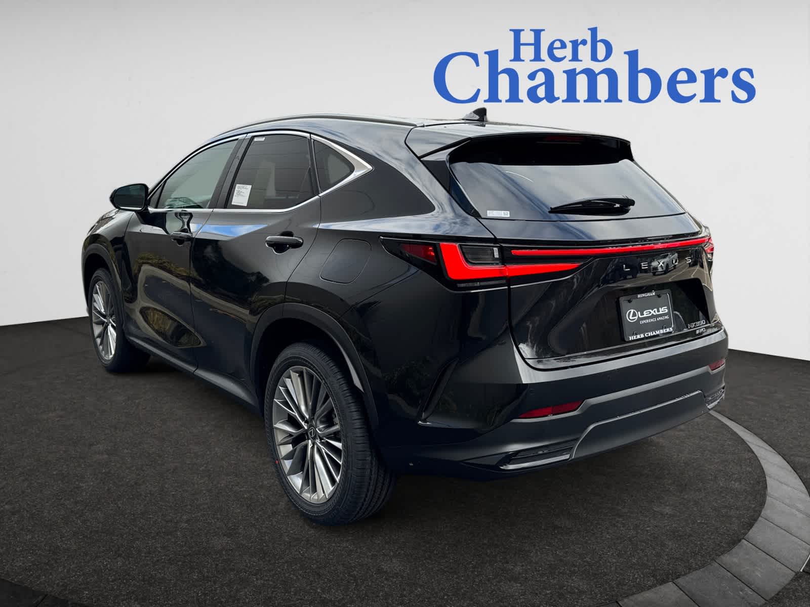 2026 Lexus NX 350 Premium photo 3