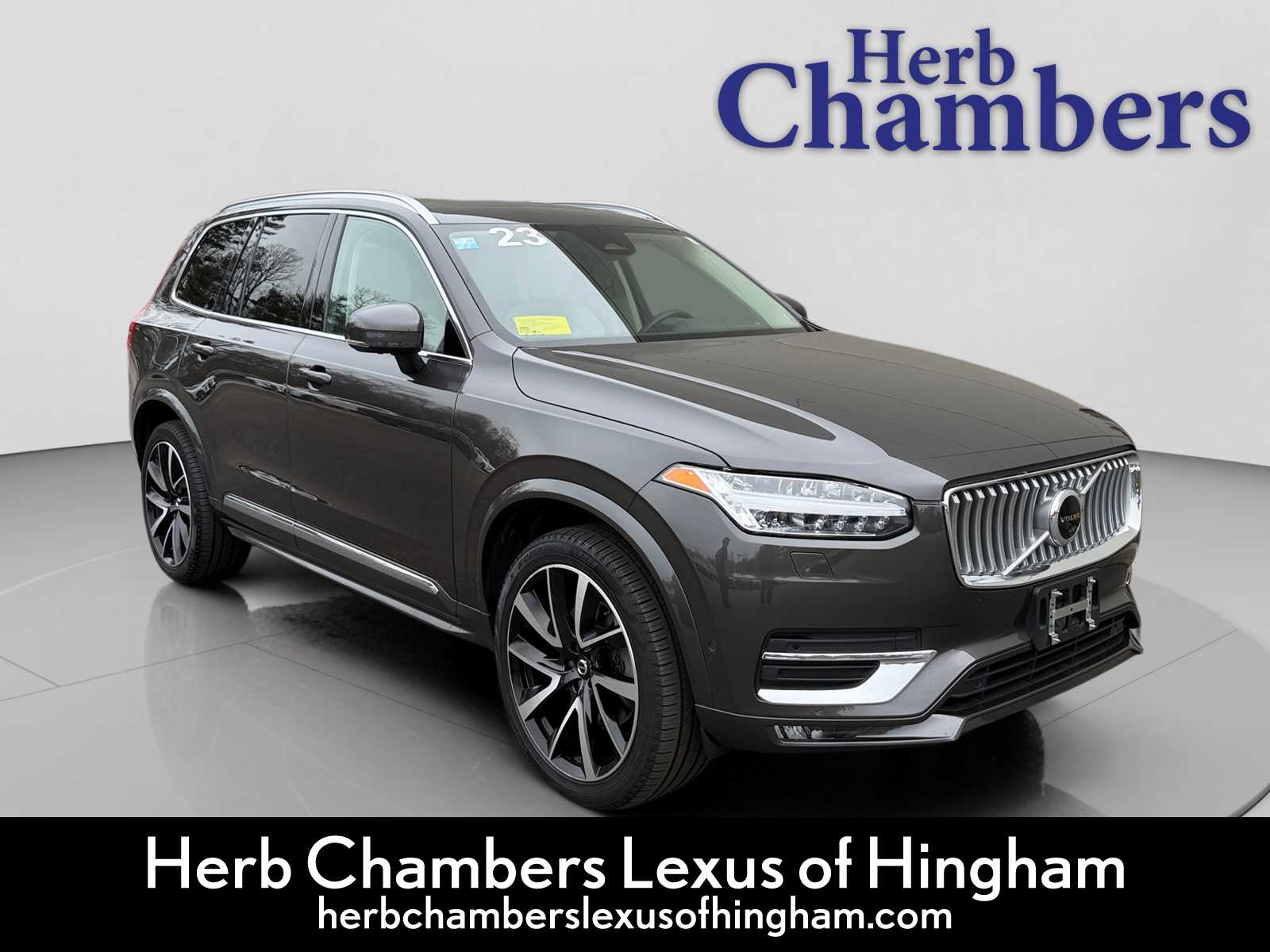2023 Volvo XC90 B6 Plus Bright Theme 7-Passenger AWD