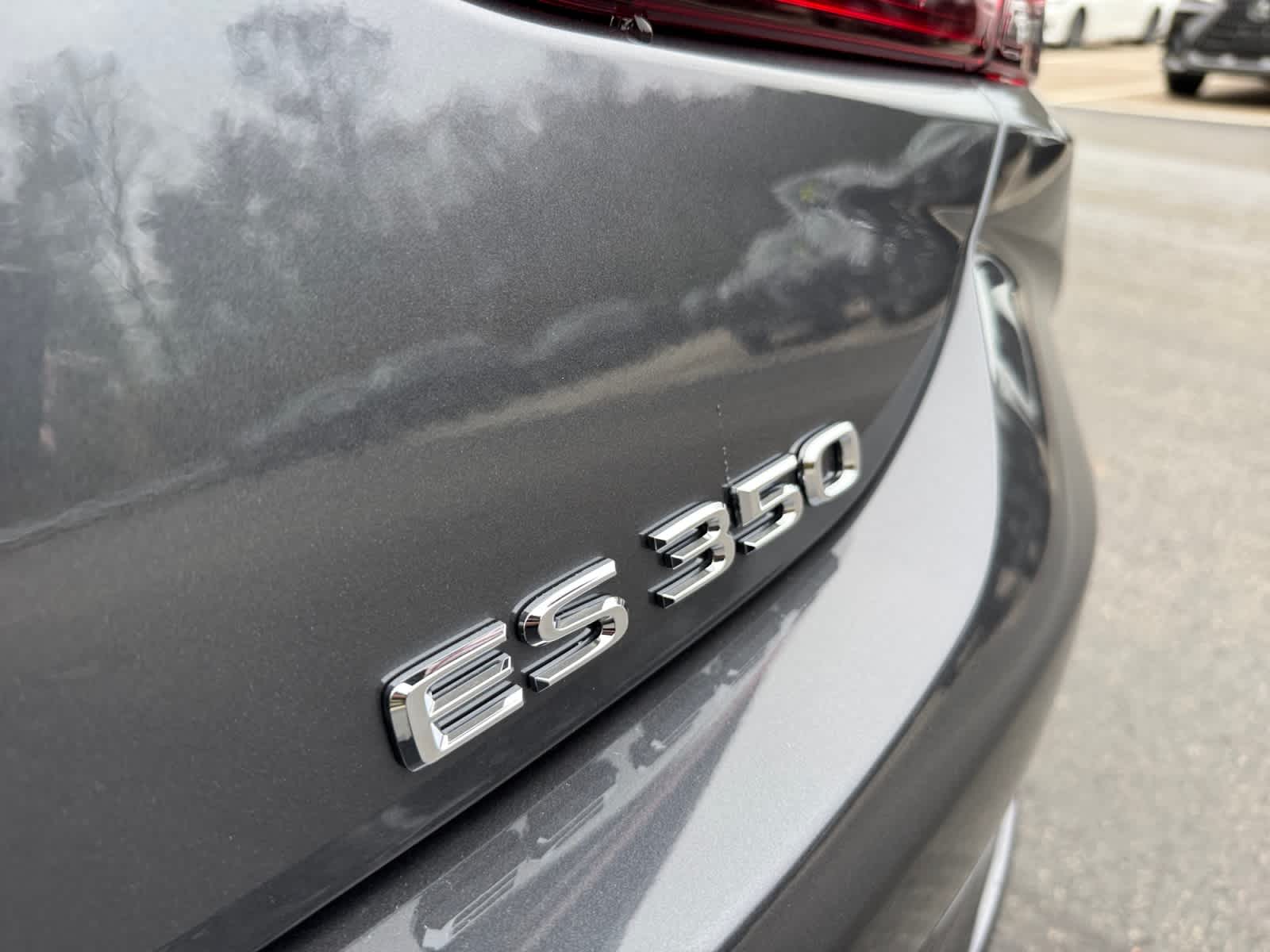 new 2025 Lexus ES 350 car