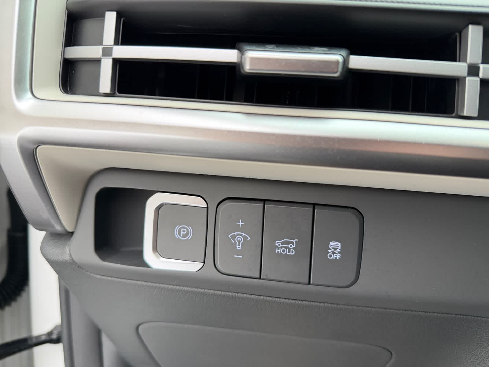 used 2024 Hyundai Santa Fe car, priced at $25,998