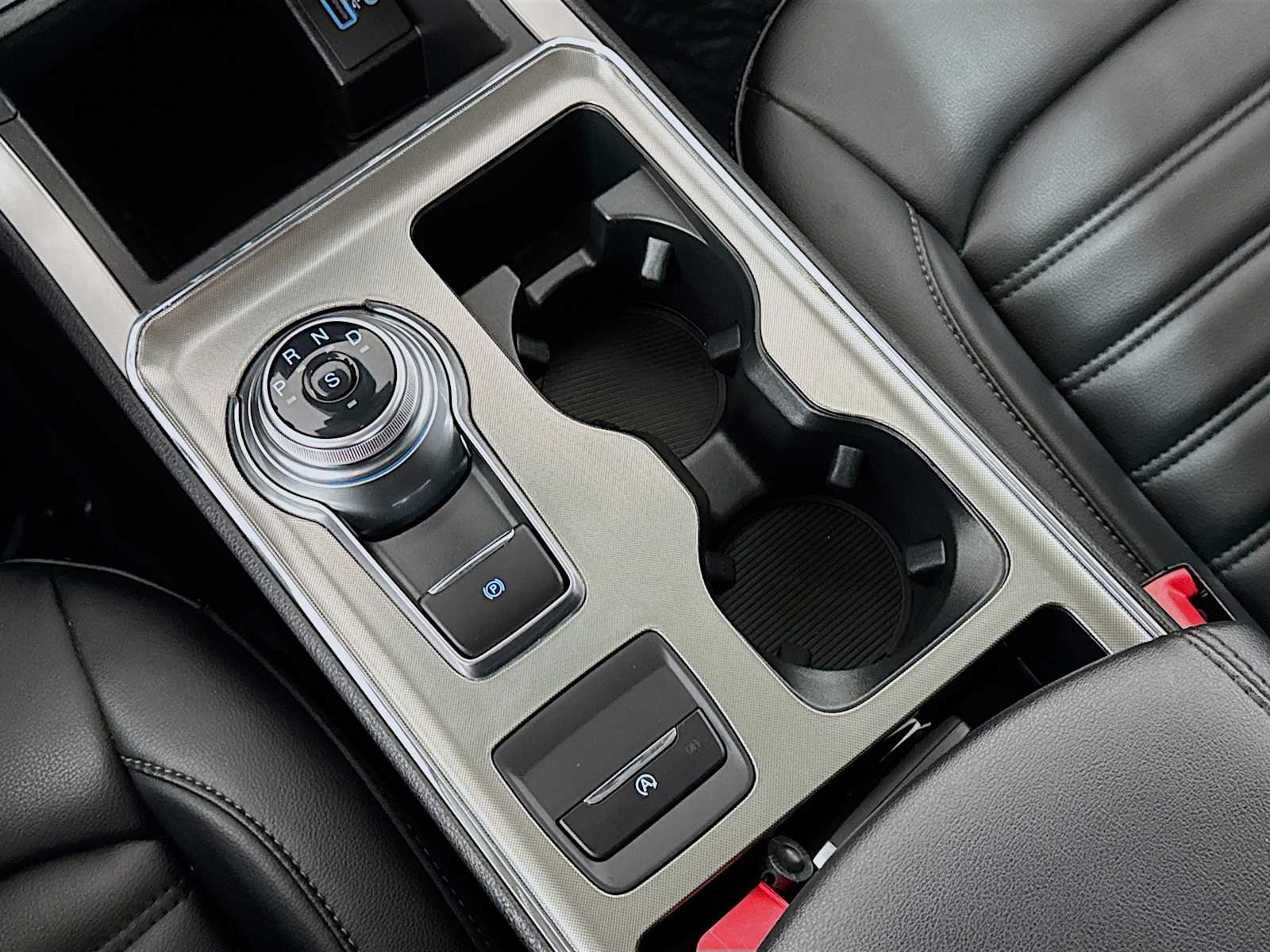 used 2022 Ford Edge car, priced at $24,998