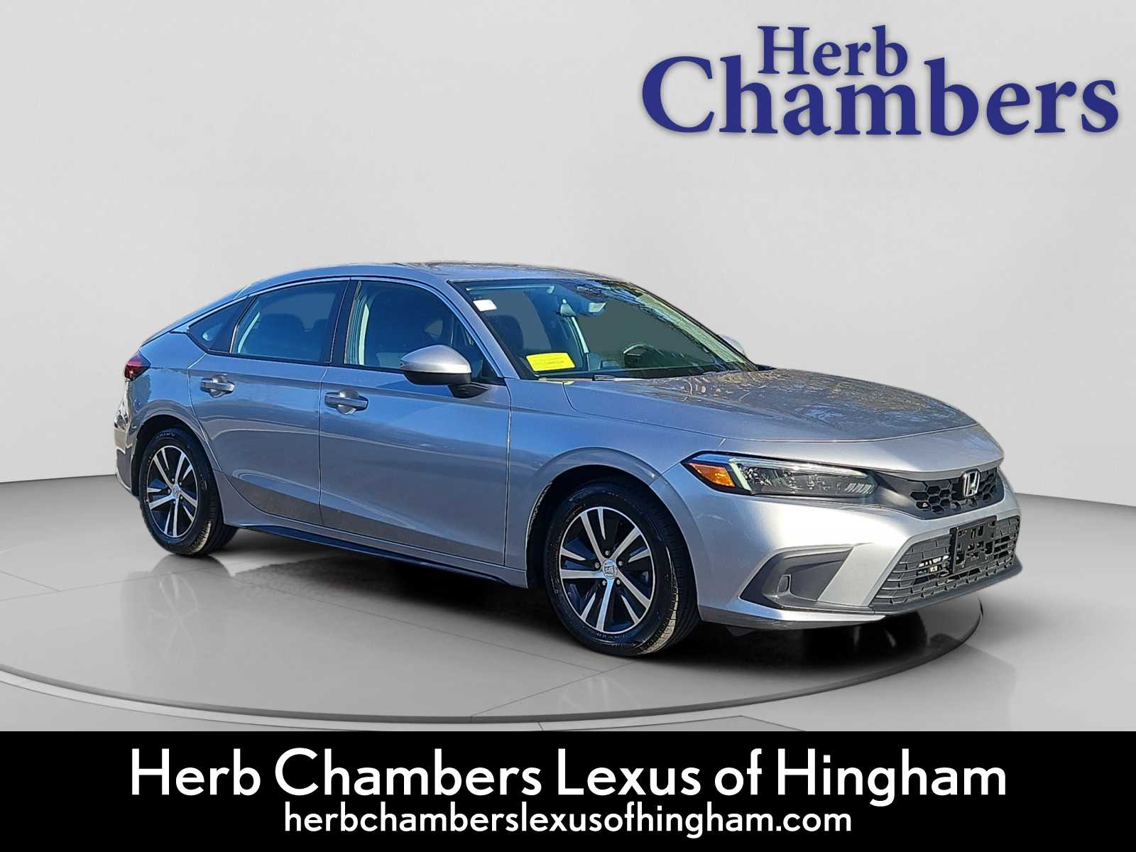 2022 Honda Civic Hatchback LX's photo