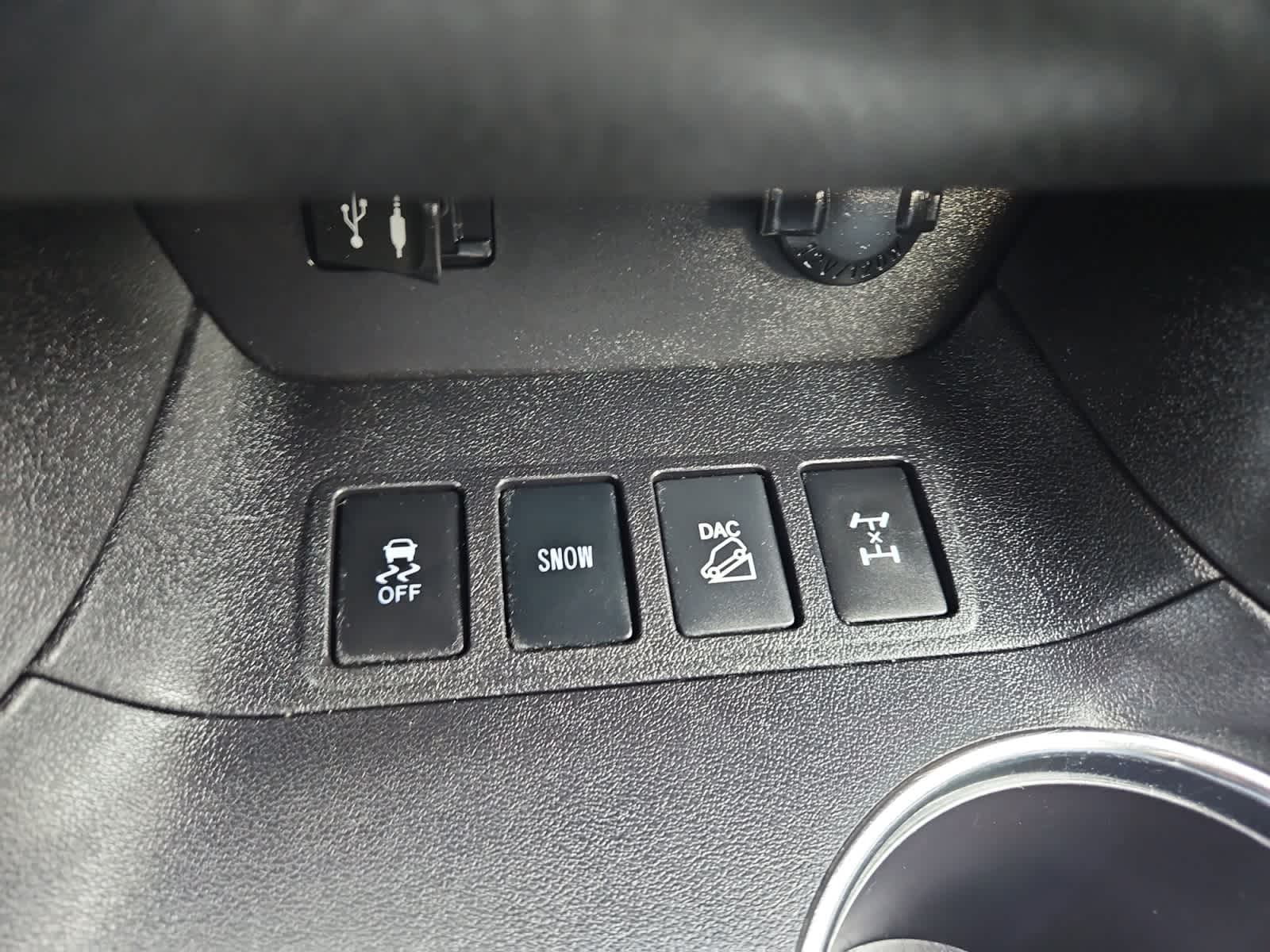 used 2015 Toyota Highlander car, priced at $16,598