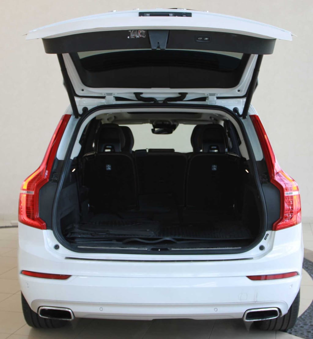 Used 2019 Volvo XC90 Momentum SUV