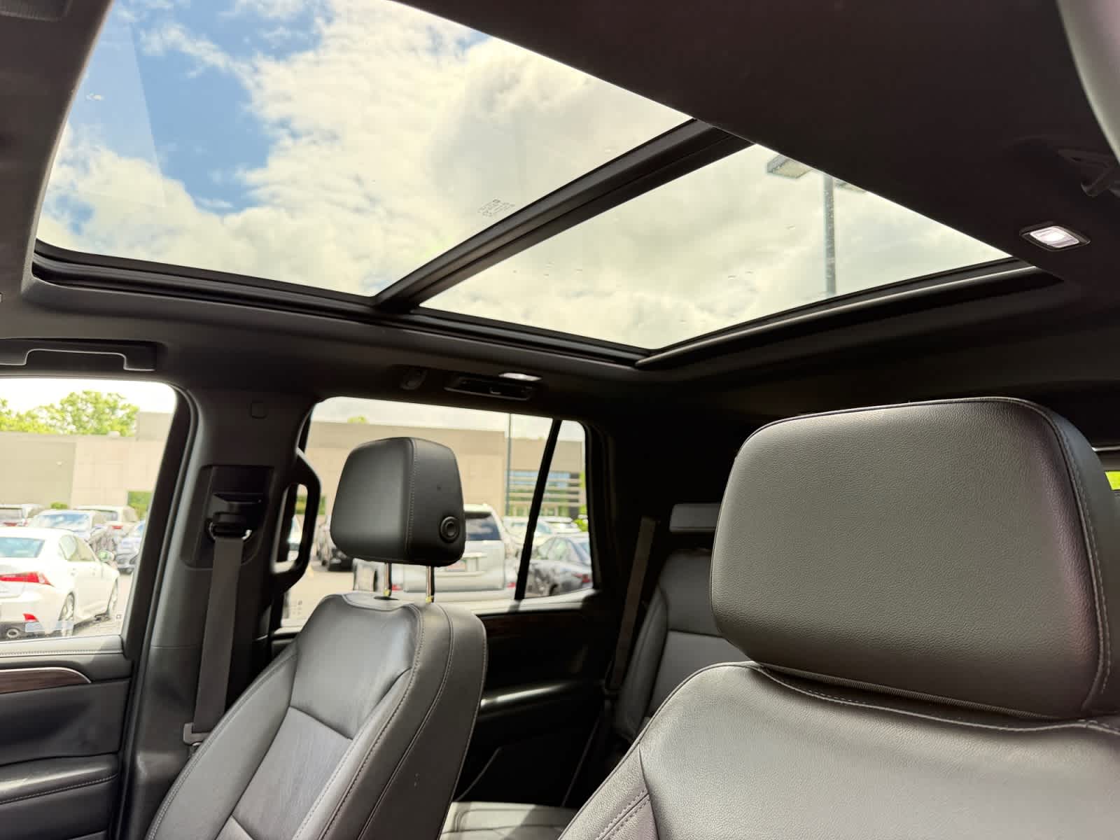 used 2023 Chevrolet Tahoe car, priced at $45,598