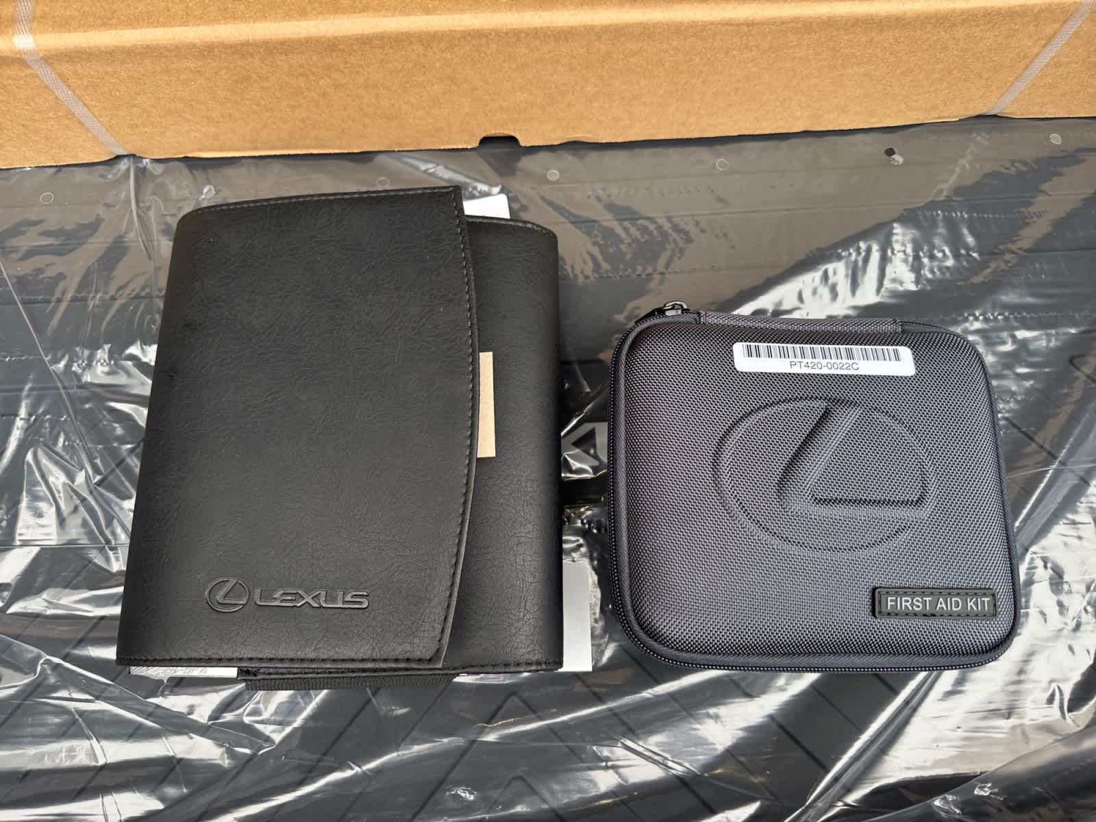 new 2025 Lexus ES 350 car