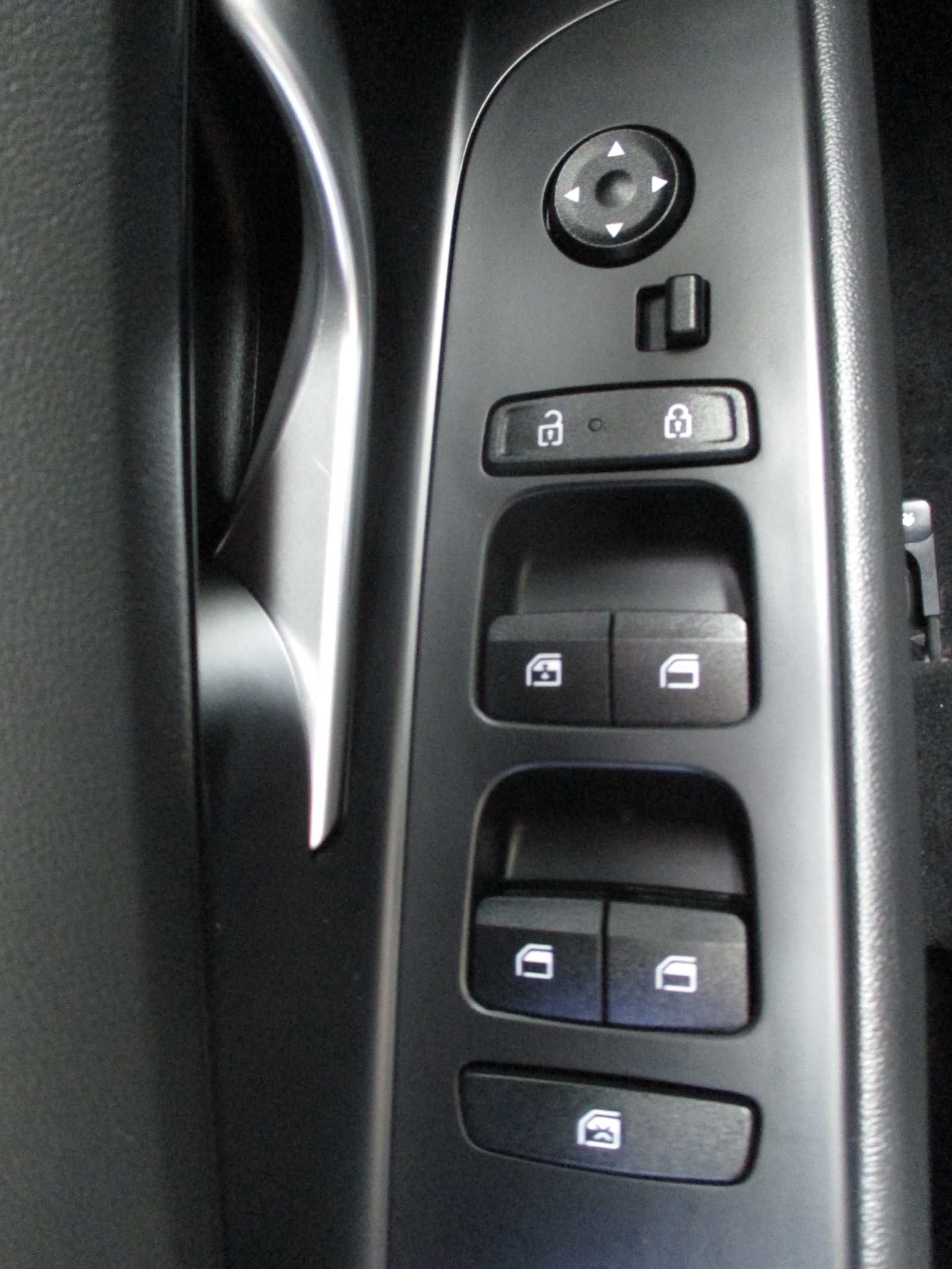 used 2024 Hyundai Elantra Hybrid car, priced at $23,998