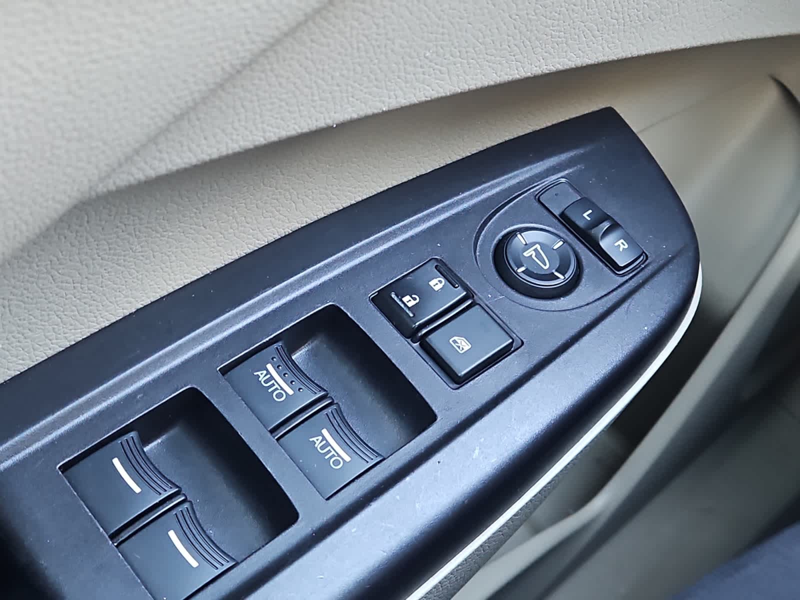 used 2015 Acura RDX car, priced at $14,998