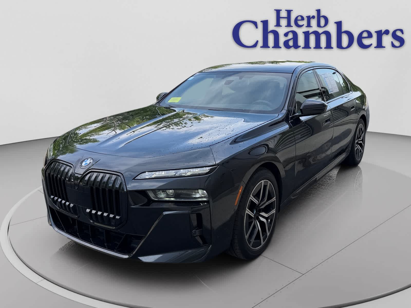 2023 BMW 7 Series 760i - Photo 9