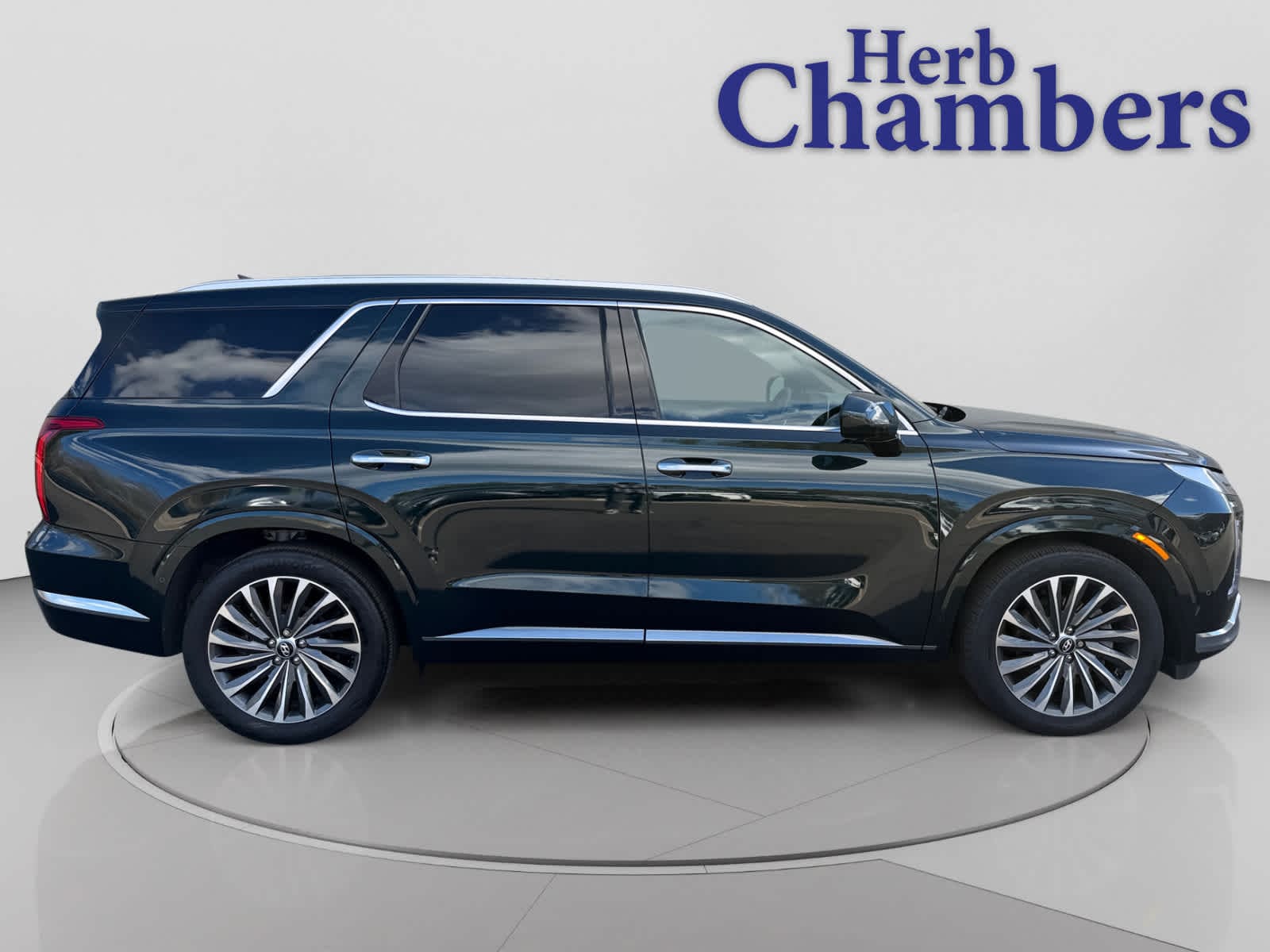 used 2024 Hyundai Palisade car, priced at $40,998