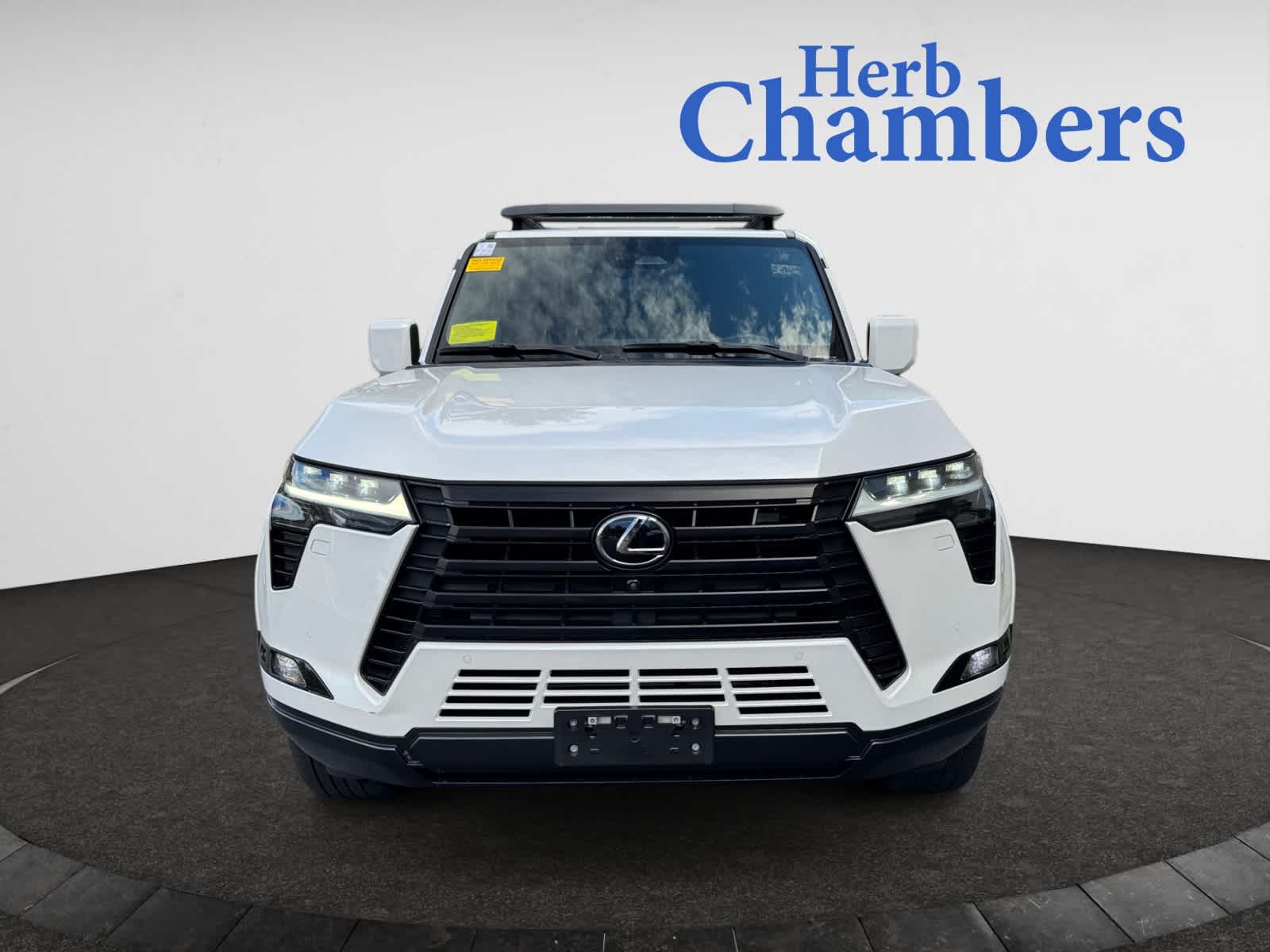 2024 Lexus GX 550 Luxury photo 2