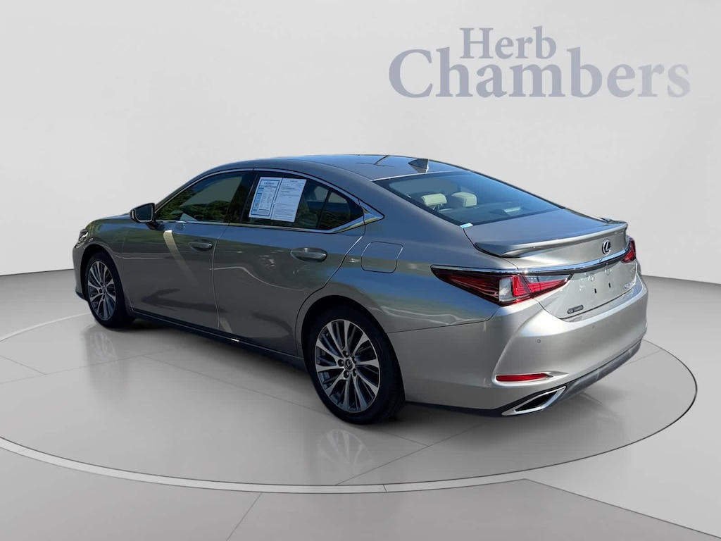 Used 2021 Lexus ES 350 Sedan