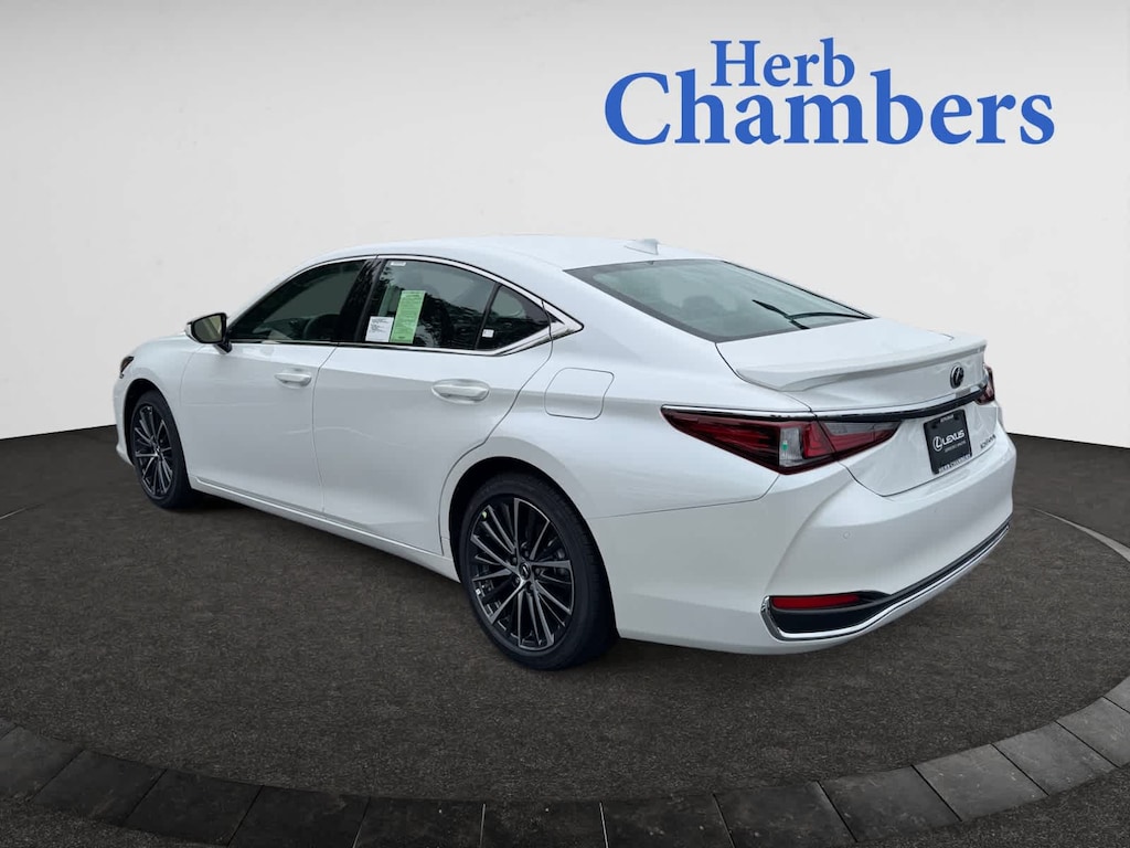 New 2025 Lexus ES ES 300h SEDAN