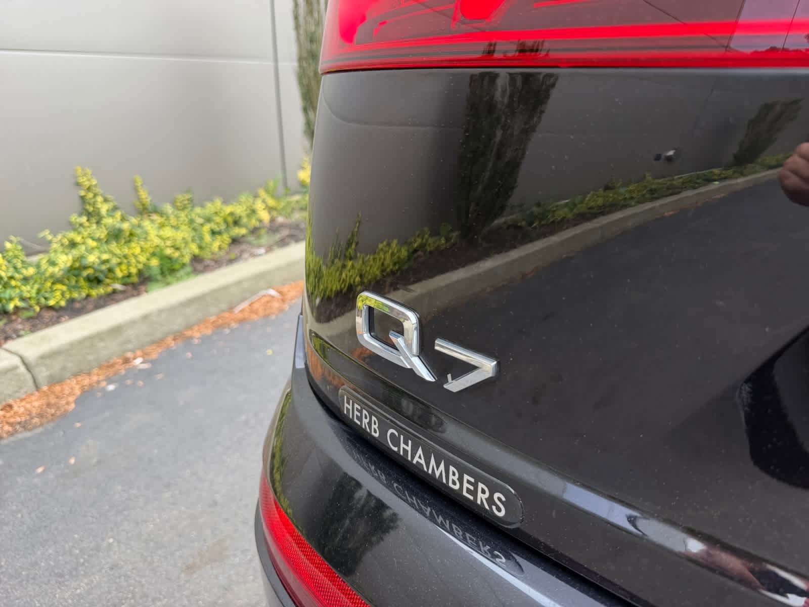 used 2019 Audi Q7 car, priced at $17,998
