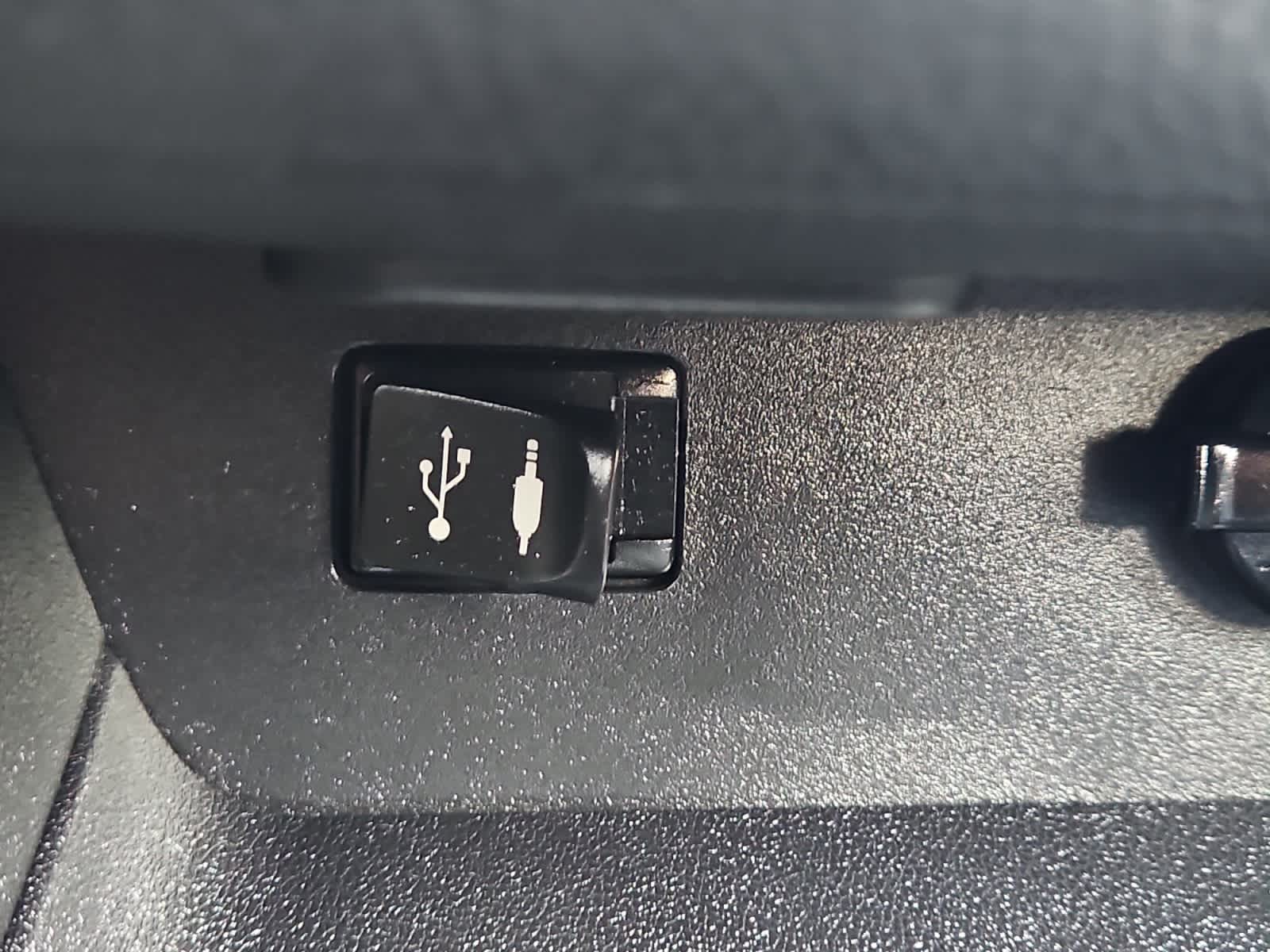 used 2015 Toyota Highlander car, priced at $16,598