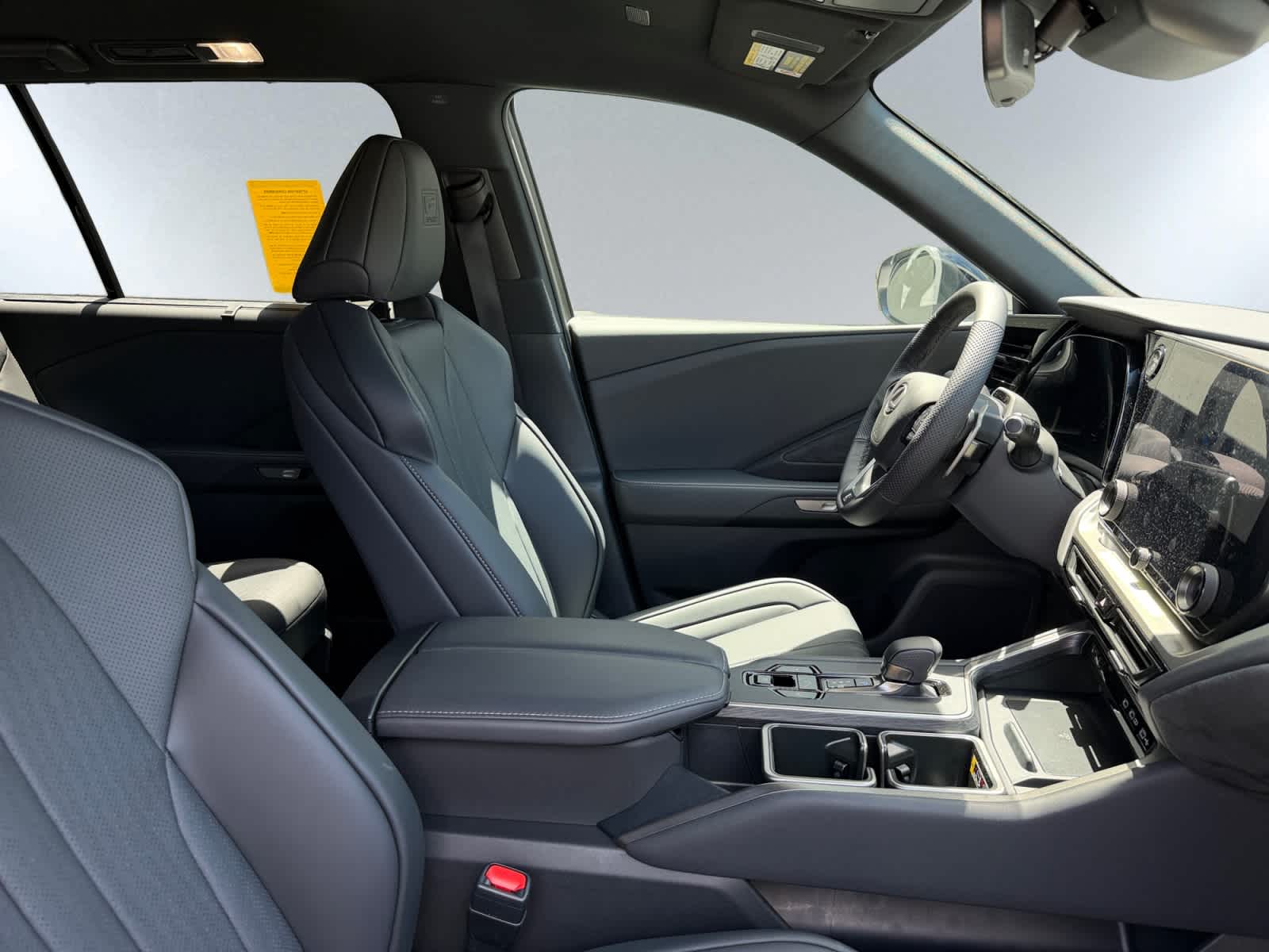 2026 Lexus TX 500h F-Sport Premium - Photo 16