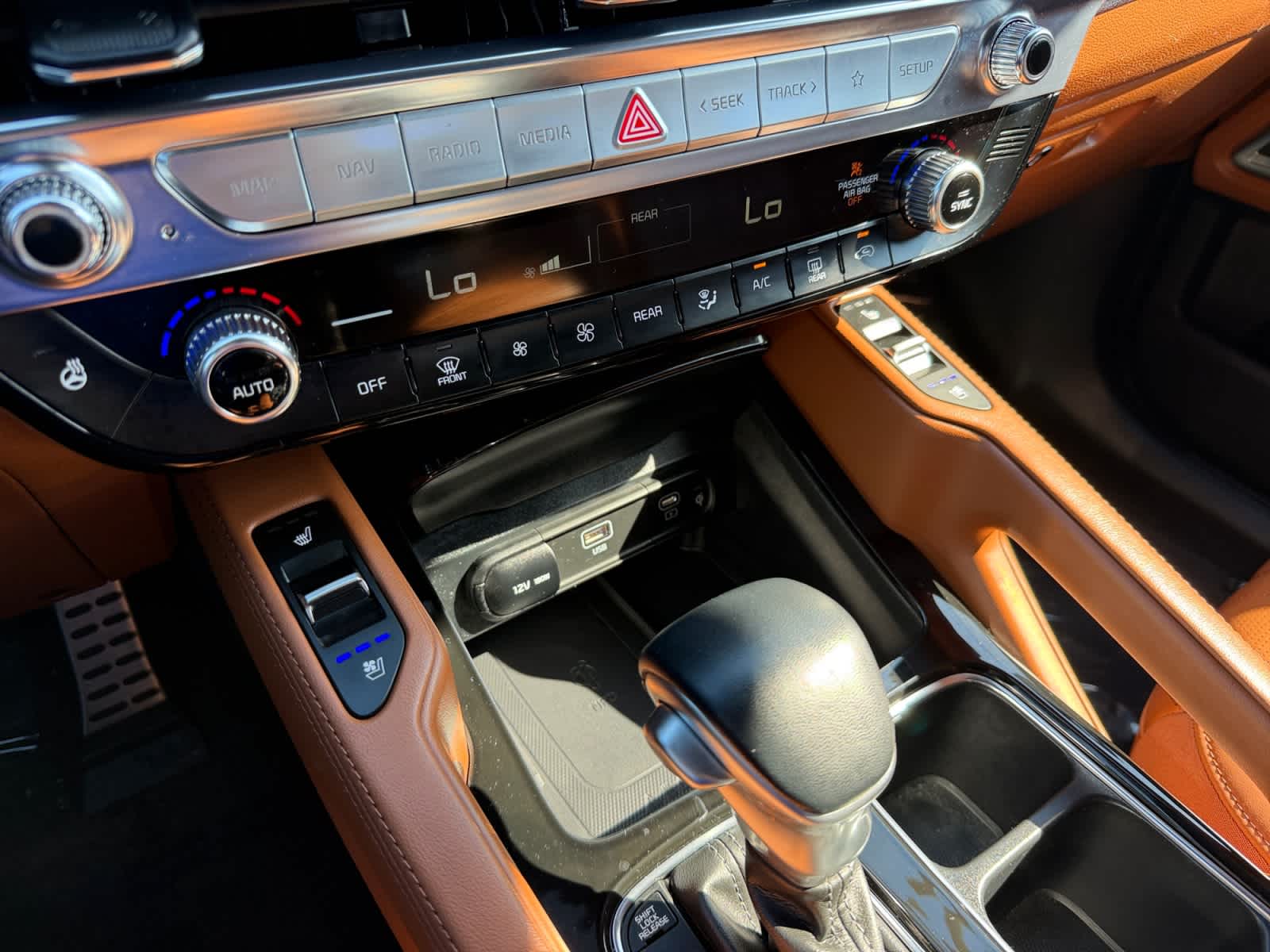 used 2024 Kia Telluride car, priced at $41,998