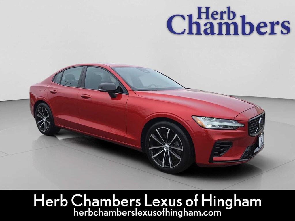 Used 2023 Volvo S60 Recharge Plug-In Hybrid Plus Dark Theme Sedan