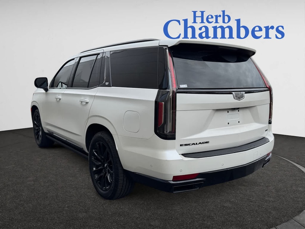 Used 2023 Cadillac Escalade 4WD Sport SUV