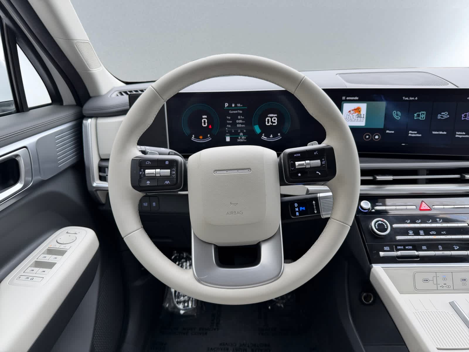 used 2024 Hyundai Santa Fe car, priced at $25,998