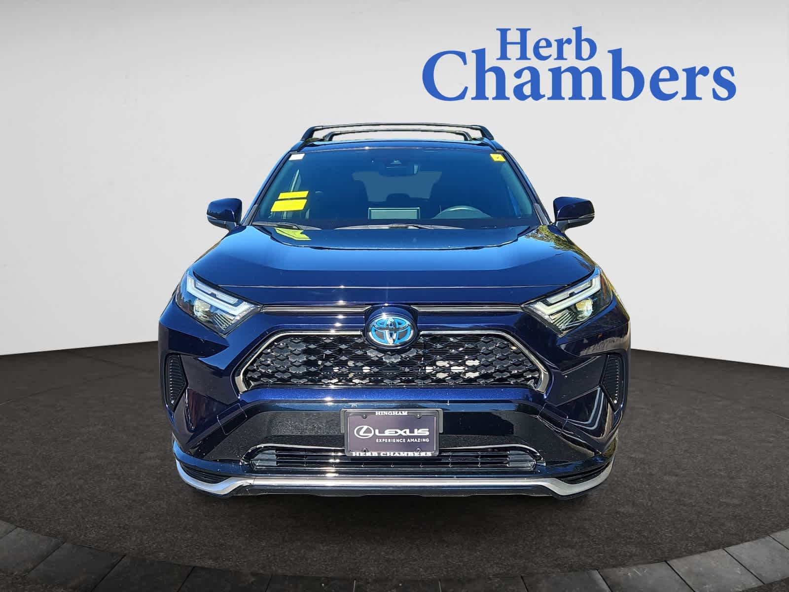 2023 Toyota RAV4 Prime SE photo 2