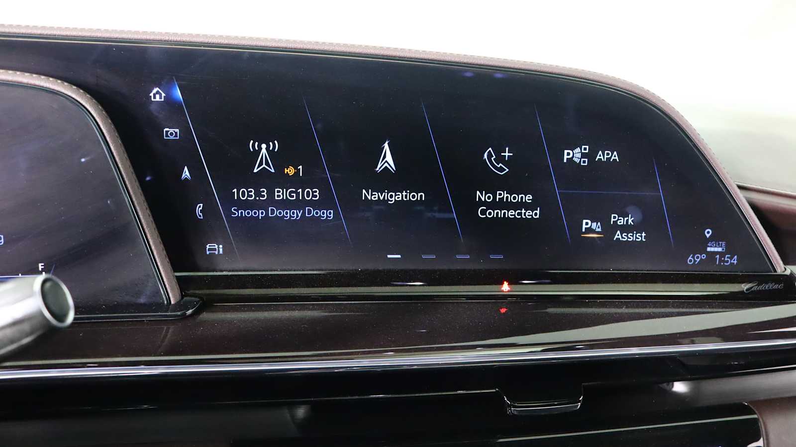 used 2024 Cadillac Escalade car, priced at $81,998