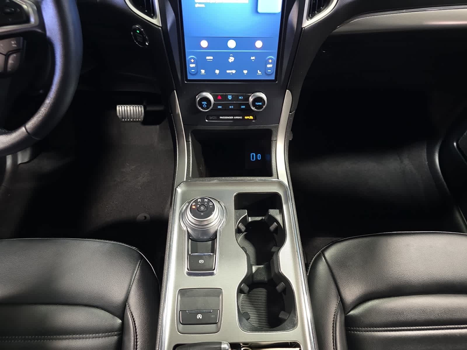 used 2022 Ford Edge car, priced at $24,998