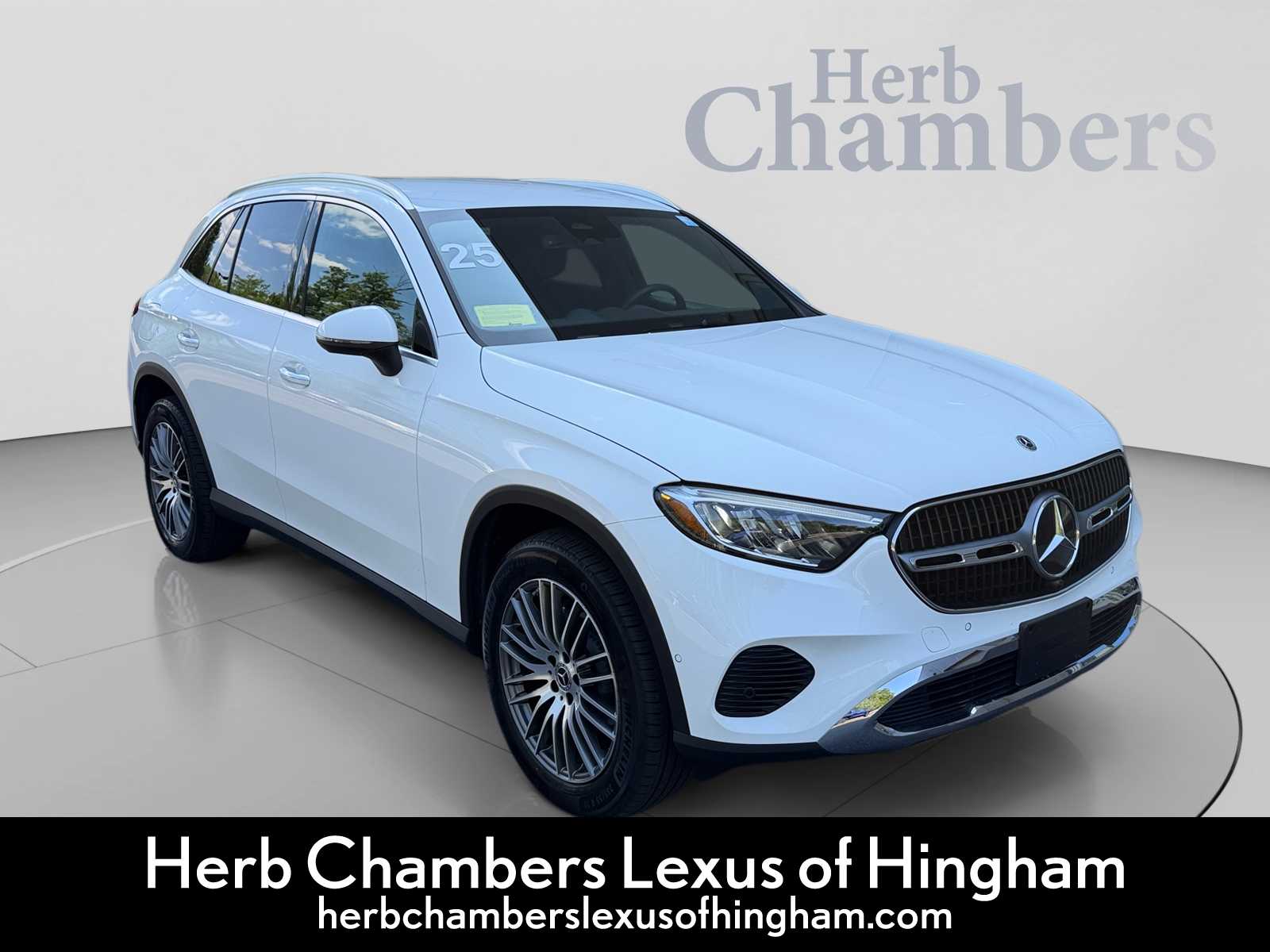 2025 Mercedes-Benz GLC