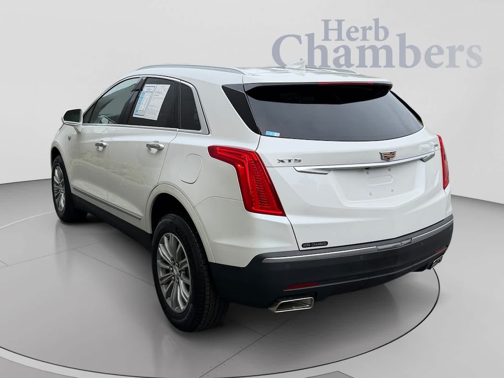 Used 2019 Cadillac XT5 Luxury FWD SUV