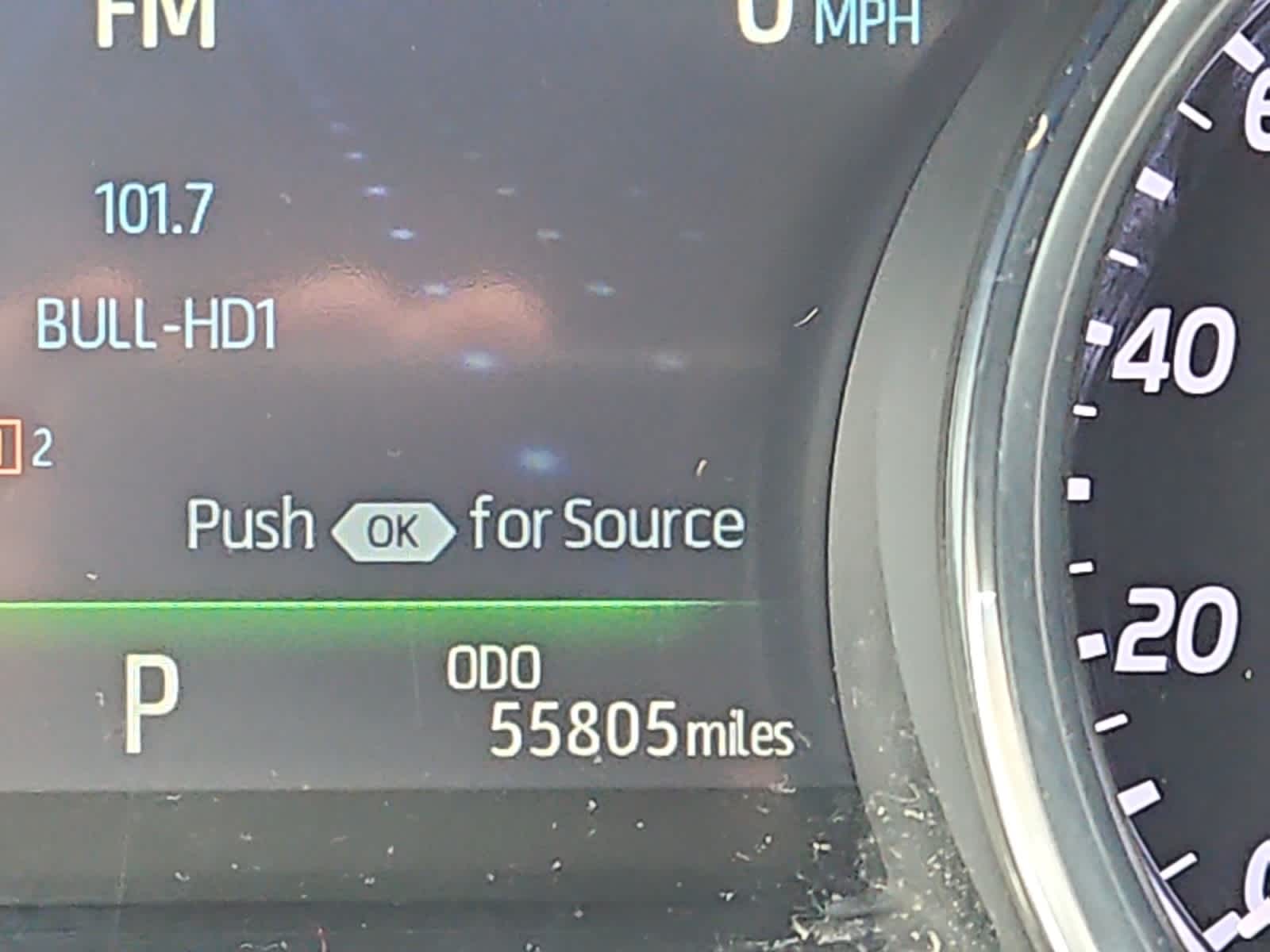 2019 Toyota Camry XLE photo 4