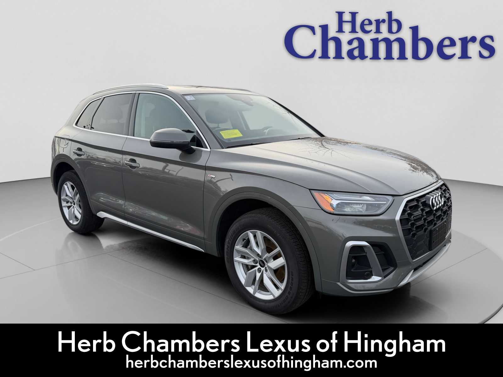 2023 Audi Q5 Premium's photo