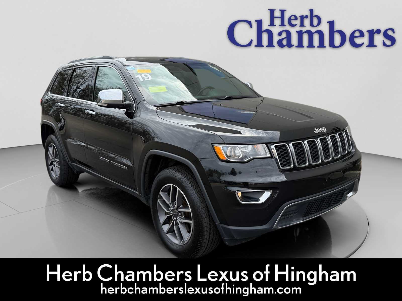 used 2019 Jeep Grand Cherokee car, priced at $17,998