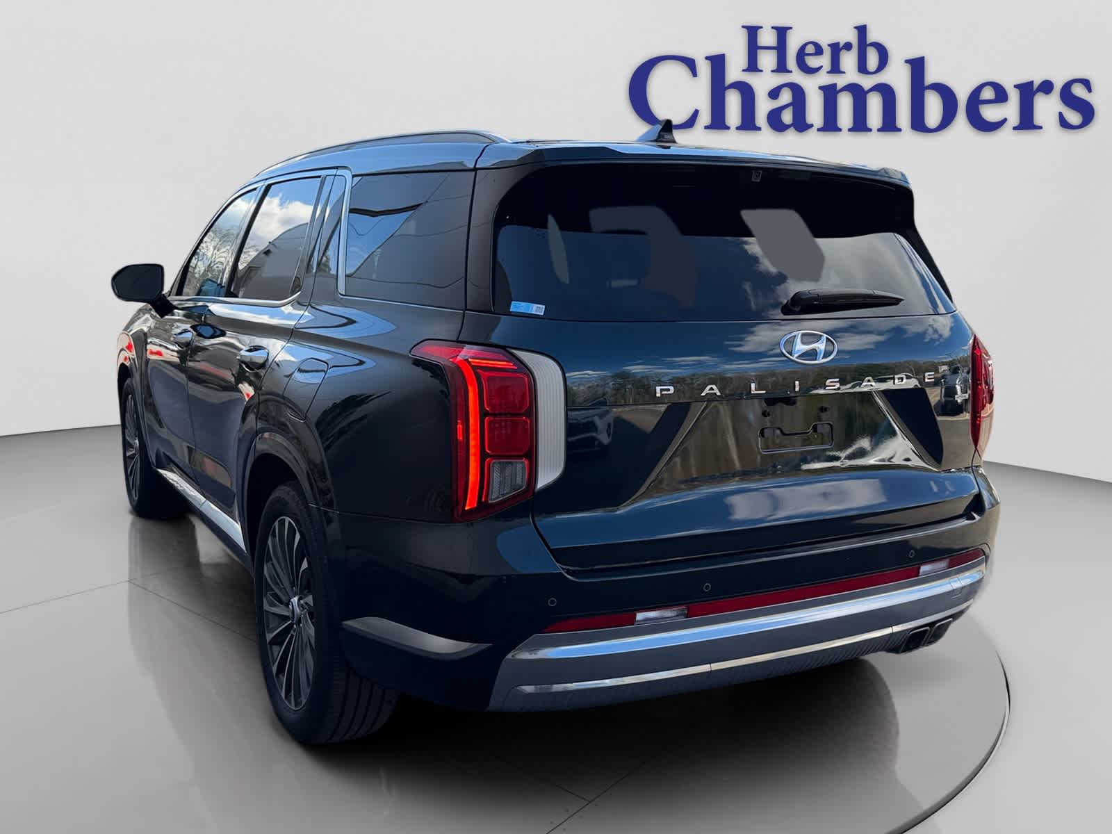 used 2024 Hyundai Palisade car, priced at $40,998