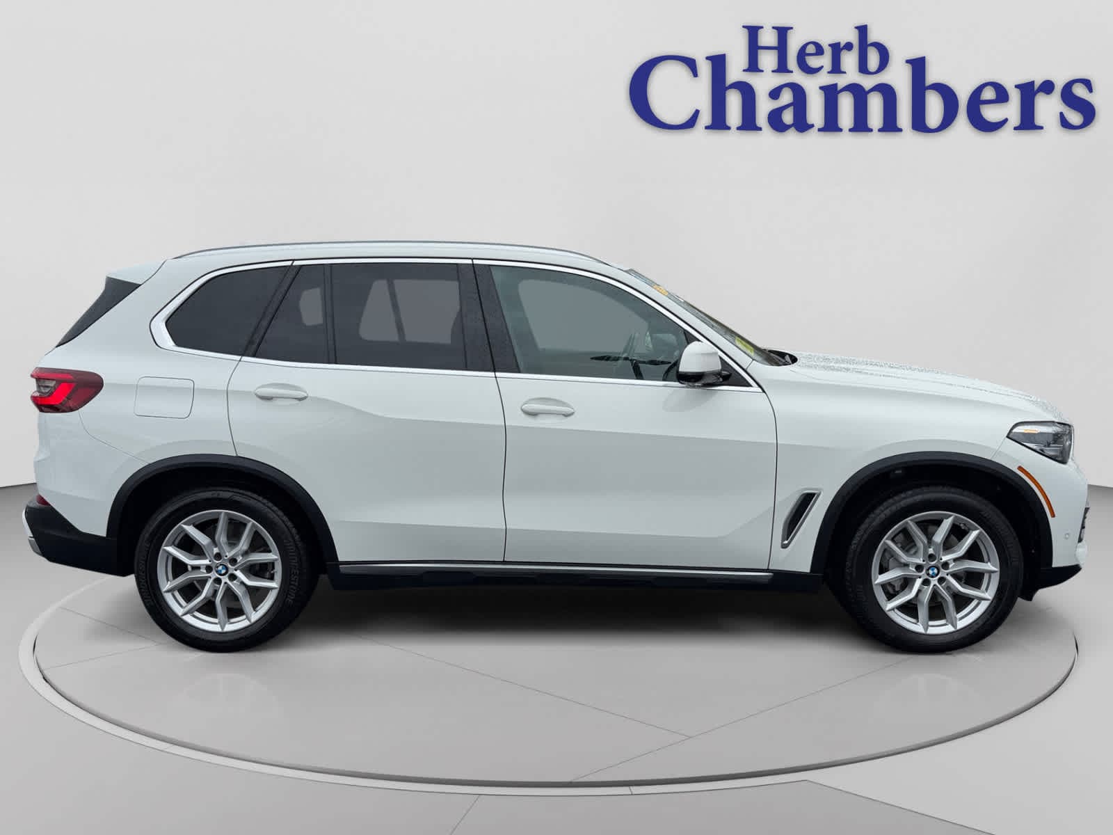 used 2021 BMW X5 xDrive40i car, priced at $31,998