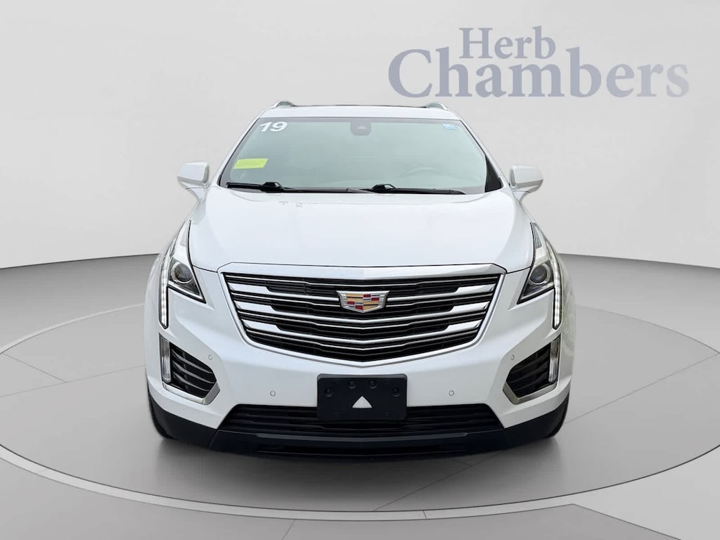 Used 2019 Cadillac XT5 Luxury FWD SUV