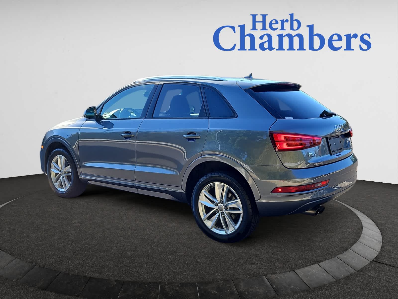 2017 Audi Q3 Premium photo 3