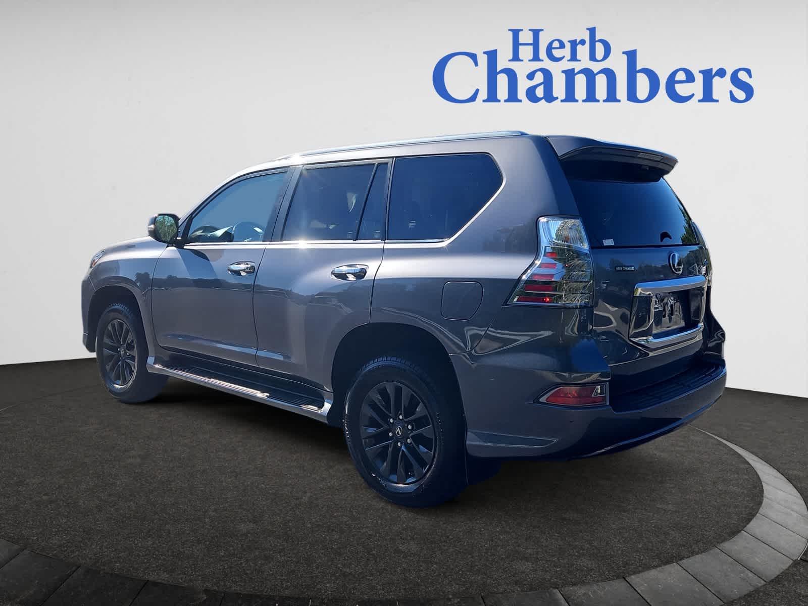 2021 Lexus GX 460 Premium photo 3