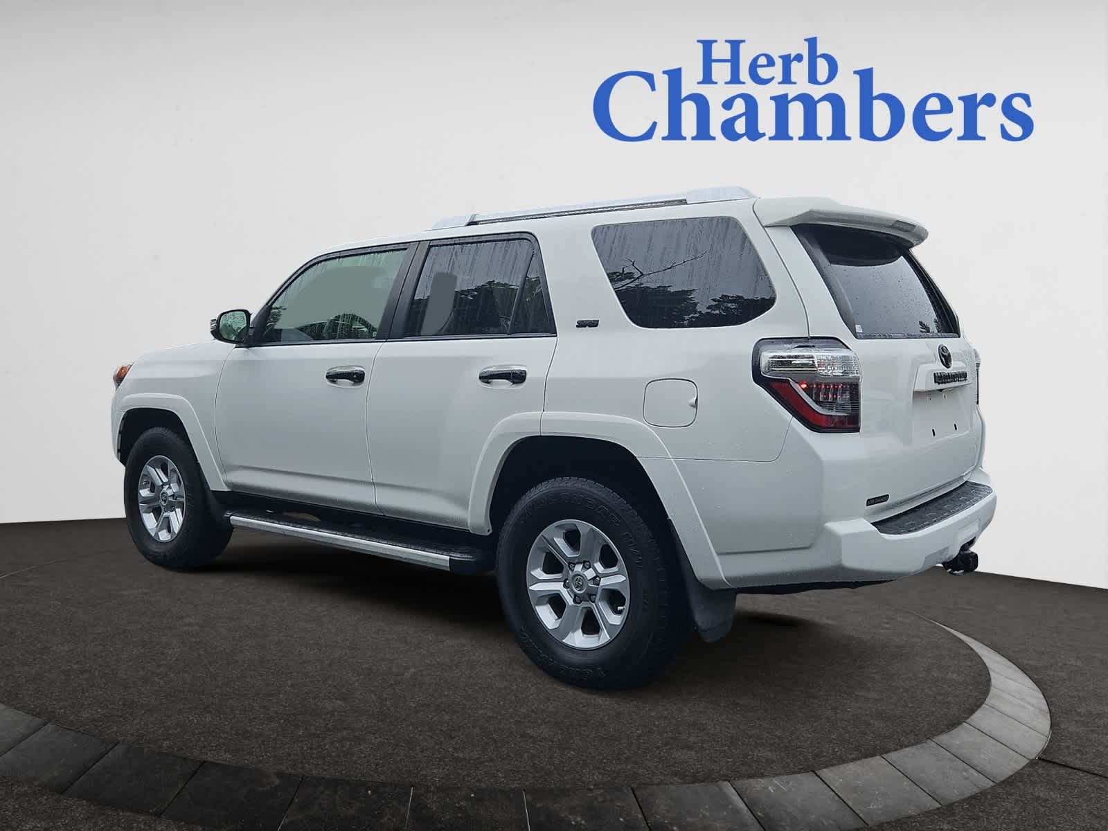 2018 Toyota 4Runner SR5 Premium photo 3