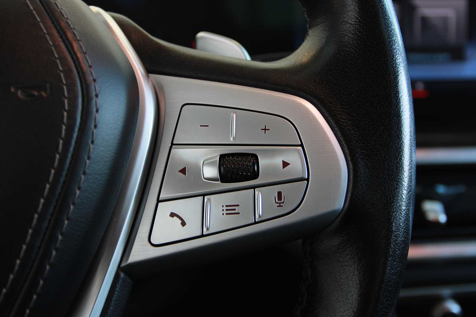 used 2023 BMW X7 car, priced at $52,998