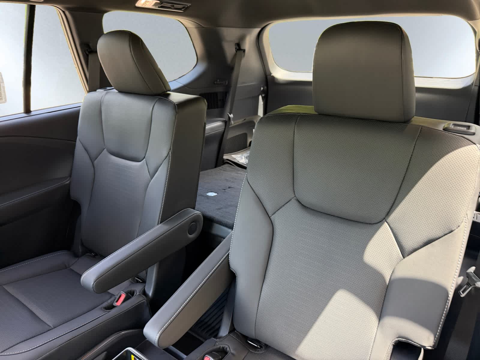 2026 Lexus TX 500h F-Sport Premium - Photo 15